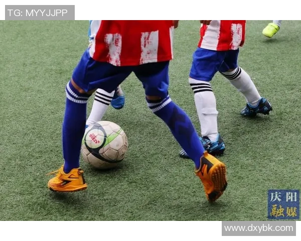 足球球星萌娃亮相可爱瞬间曝光看他们如何继承父亲的足球天赋