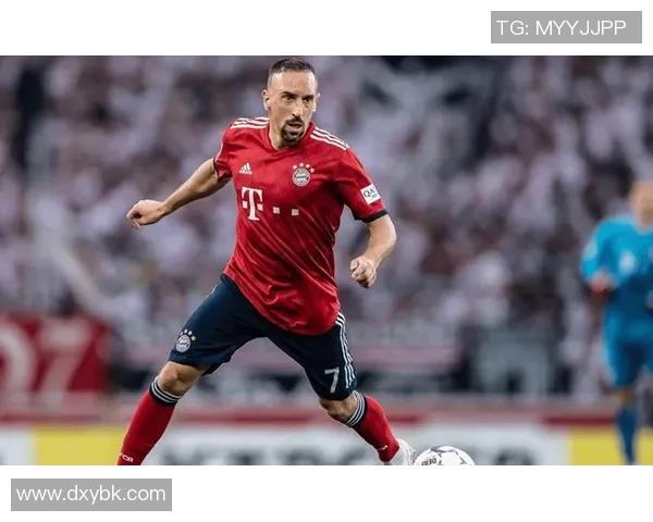 现役足球十大球星防守能力排行 强者对决谁能稳固后防线